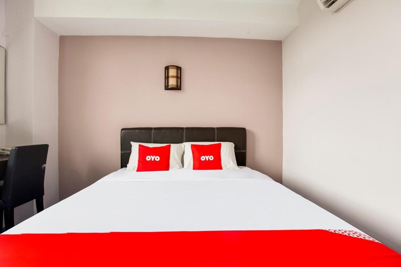 Oyo 89631 988 Hotel Johor Bahru Eksteriør billede