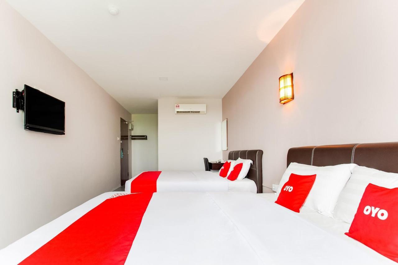 Oyo 89631 988 Hotel Johor Bahru Eksteriør billede